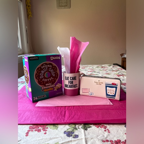 ☕️🍩☕️KATE SPADE COFFEE BREAK LARGE SLIM BIFOLD WALLET BUNDLE ☕️ NWT🍩 ☕️🍩 - Picture 2 of 16